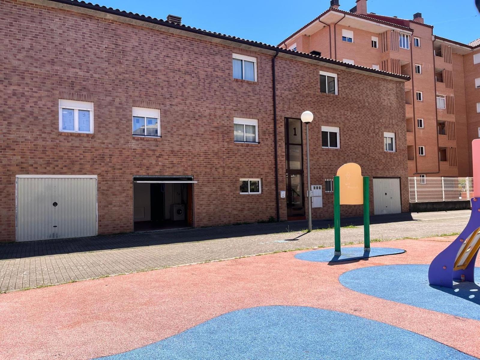 Villa Pirineo Aragones. Casa La Paz Sabiñánigo Exterior foto